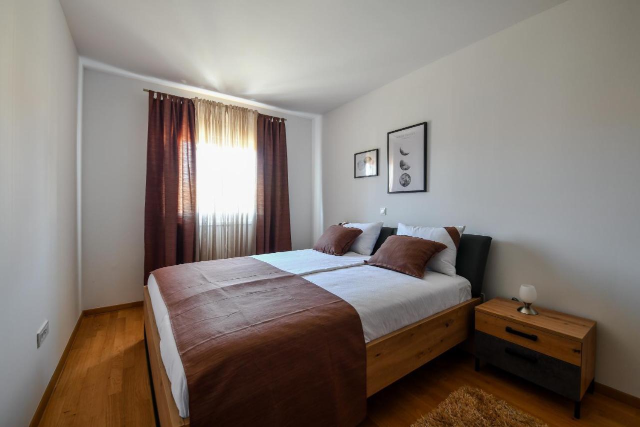 Spacious Apartment Nero With Free Parking ザダル エクステリア 写真