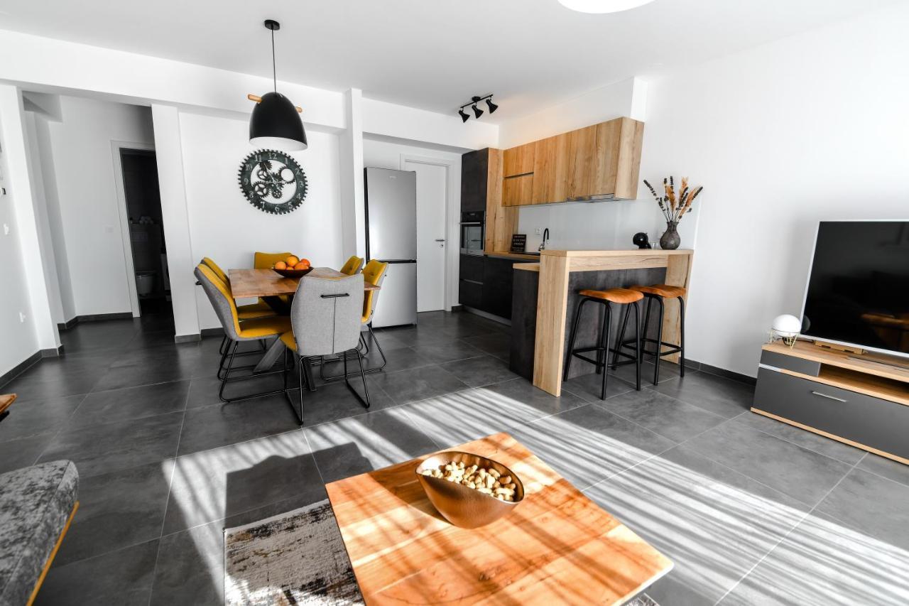 Spacious Apartment Nero With Free Parking ザダル エクステリア 写真